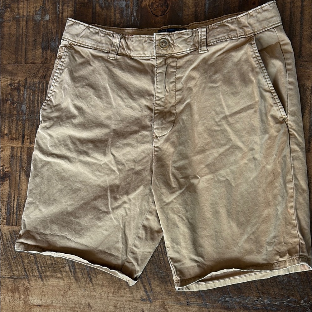 Men's Tan Shorts